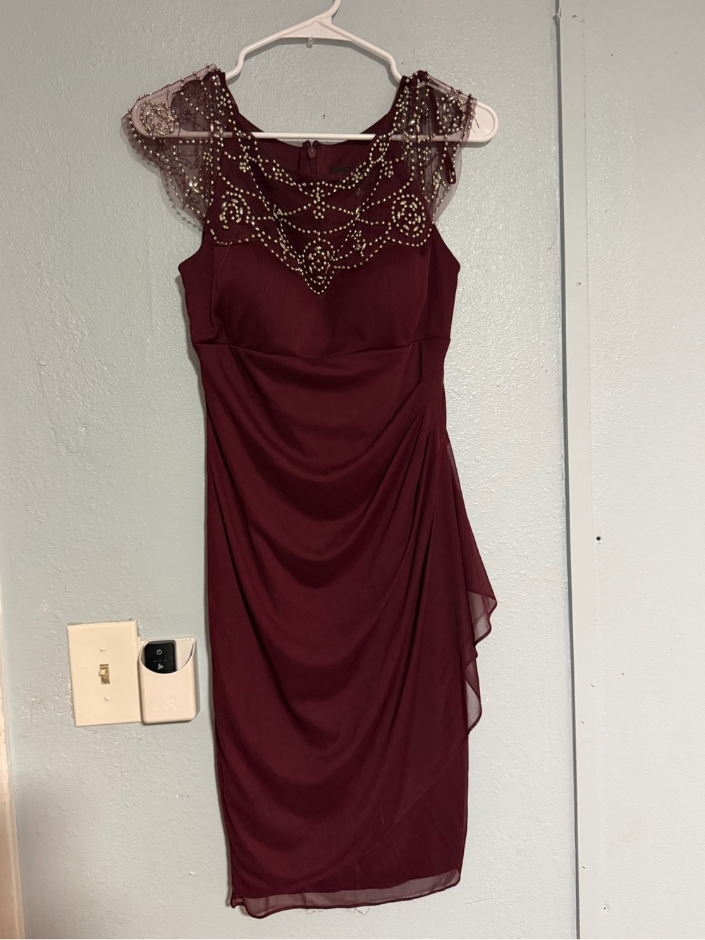 burgundy/maroon cocktail dress